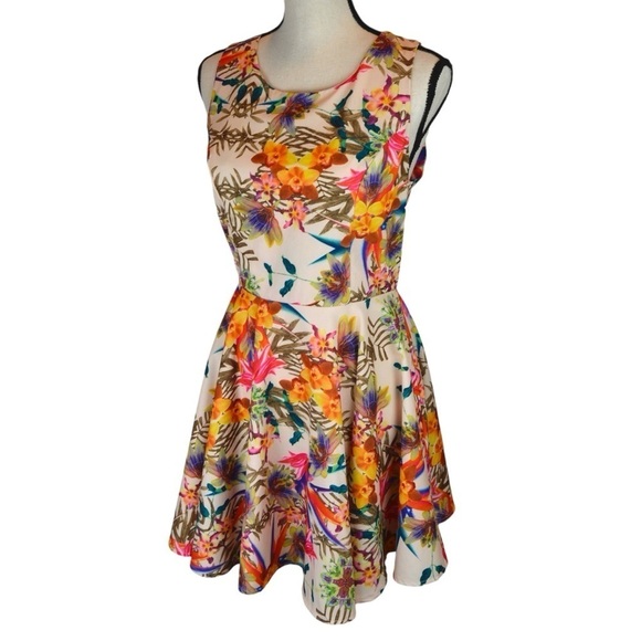 Sans Souci Floral Fit & Flare Sleeveless Dress, Size Medium Style ISD-1432-2 - Picture 1 of 9